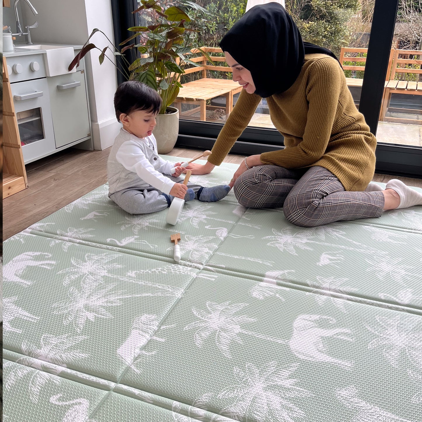 Safari FOLDiMAT Play Mat – Foldable Baby Play Mat with Safari Design