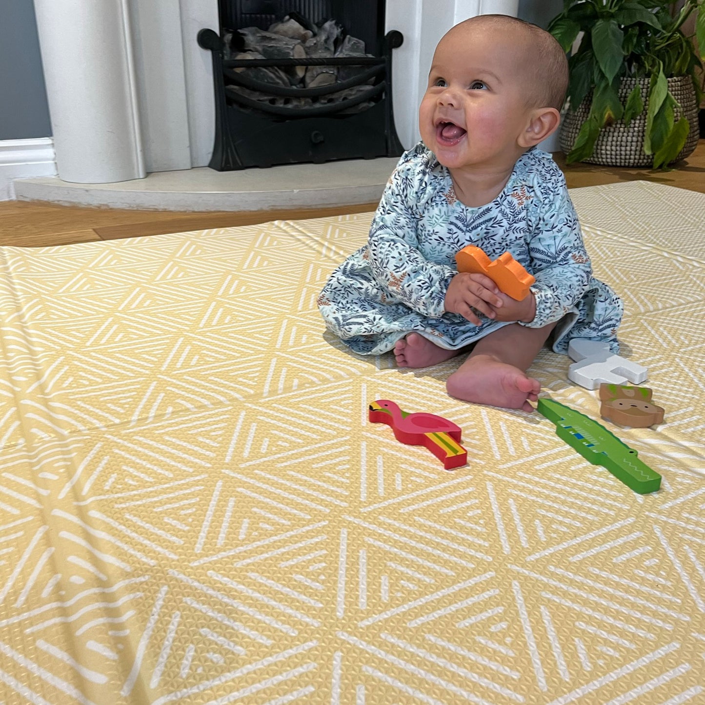 Scandi FOLDiMAT Play Mat – Foldable Baby Play Mat with Scandi Design