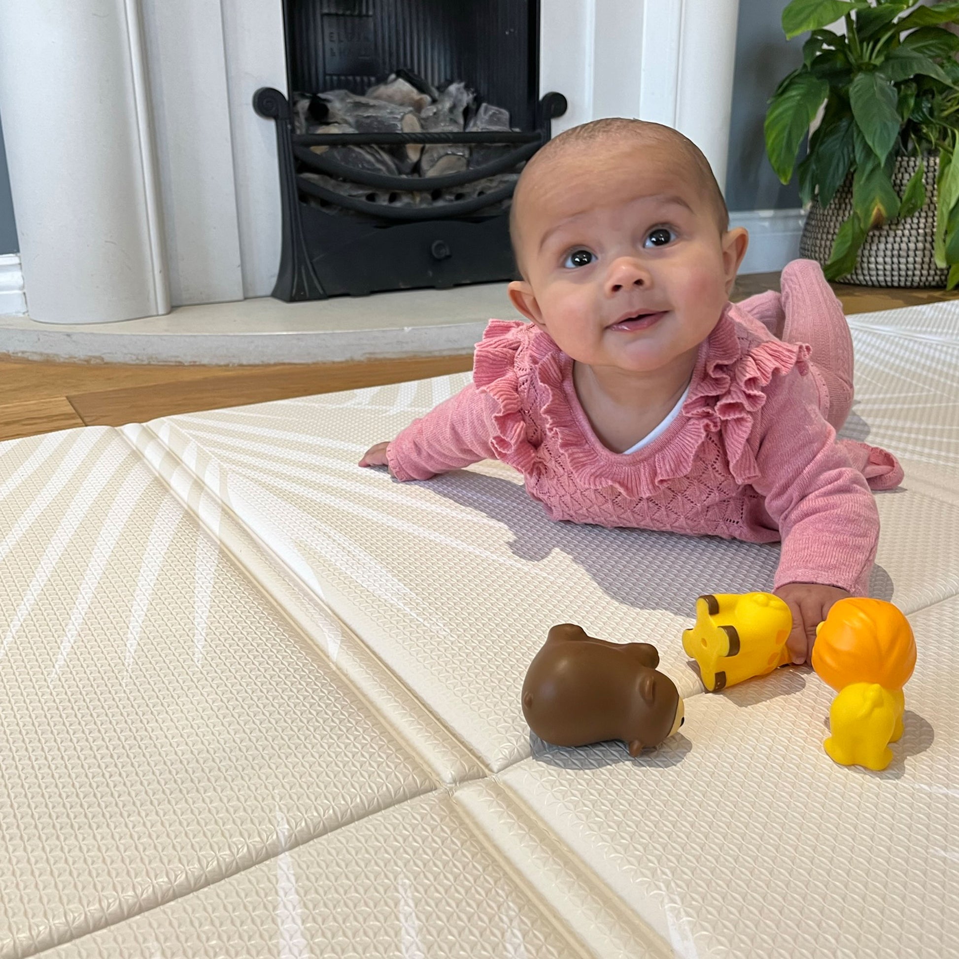 Palm play mat. foldable, wipeable, portable, stylish baby play mat 