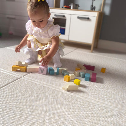 Scallop FOLDiMAT Play Mat – Foldable Baby Play Mat with Scallop Design